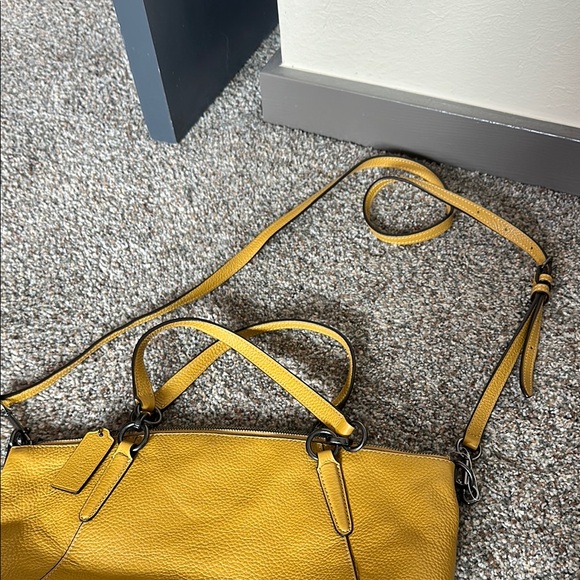 Coach Yellow Leather Women's Bag - Picture 5 of 15